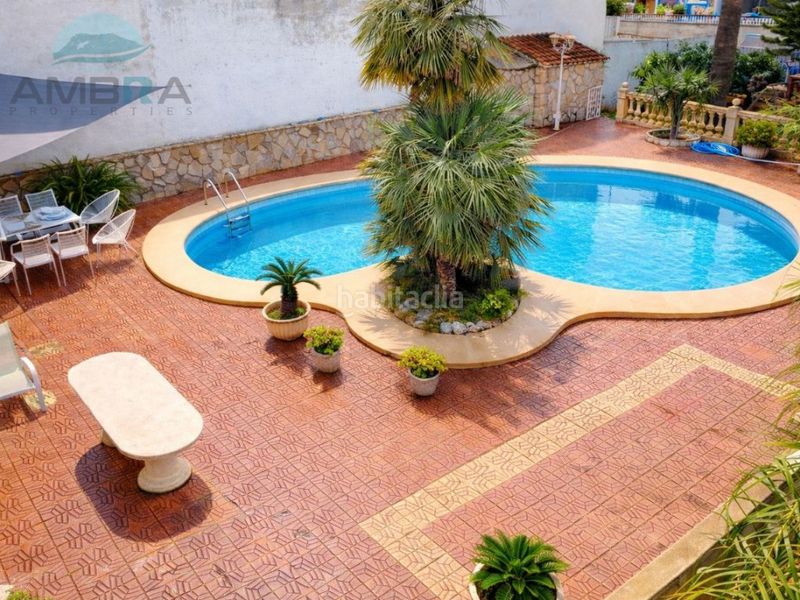 Foto dee78cd7-b4e6-4435-b385-1f86efe9683a. Casa a Centro Pedreguer