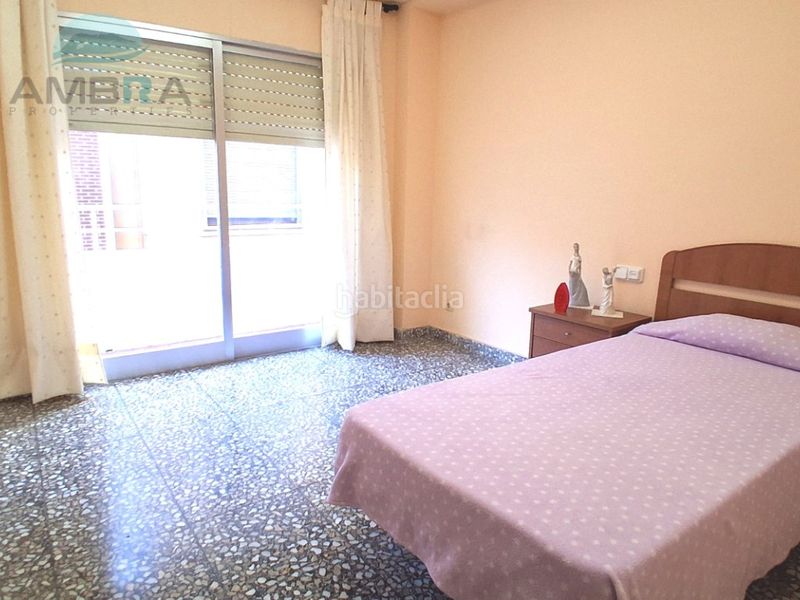 Foto 9cfc1a43-d892-4793-82cc-450c51942d86. Pis a Oliva pueblo Oliva