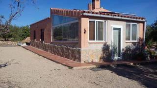 Country house in Ampolla (L´). Finca con casa