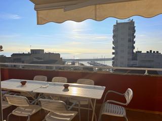 Pis  Passeig del centre. Ático-dúplex con gran terraza con vistas al mar