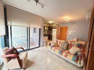 Apartament a Carrer eudald pedrola 39. 100m de la playa