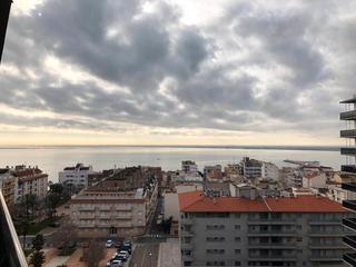 Pis a Carrer barcelona 12. Piso con vistas al mar