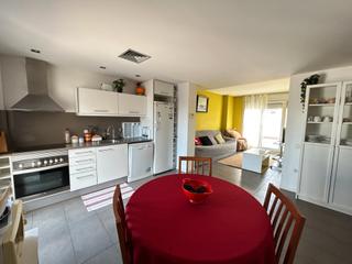 Flat  Carrer jaca. Ático dúplex con terraza y vistas al mar a solo 100 m de la play