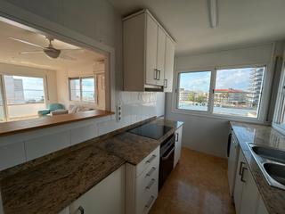 Pis  Carrer ventura gassol. Fantástico piso reformado con vistas al mar, a un paso de la pla