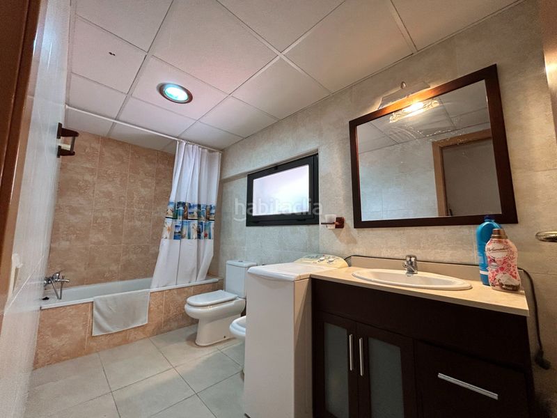 Foto 05bd6c92-8782-4c39-bb64-7f6acf7e839f. Planta baixa amb calefacció aparcament piscina a Ampolla (L´)