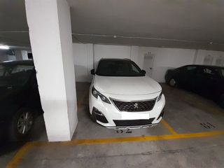 Parking coche en Canigó 19. Cartagena - ciudad jardín - corte inglés - plaza de garaje para