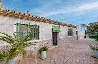 Haus en Pozo Estrecho. Tu rincn de paz en el campo te est esperando!
