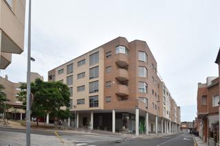 Etagenwohnung en Calle trece de septiembre 2a. Edificio mirador piso de 2 dormitorios, 2 baos y con plaza de g