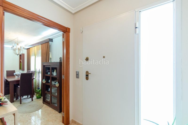 Foto 1e6bb725-e0ad-48d7-bd85-cc88fc7281bb. Casa amb aparcament a El Algar Cartagena
