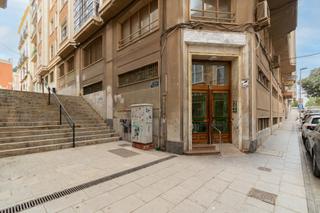 Piso  Calle principe de vergara 3. Vive la historia desde tu balcón