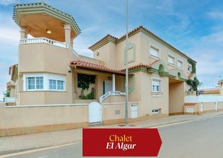 Casa in Calle vía hercúlea 1. Espectacular casa en el algar con vistas a la montaña y el mar