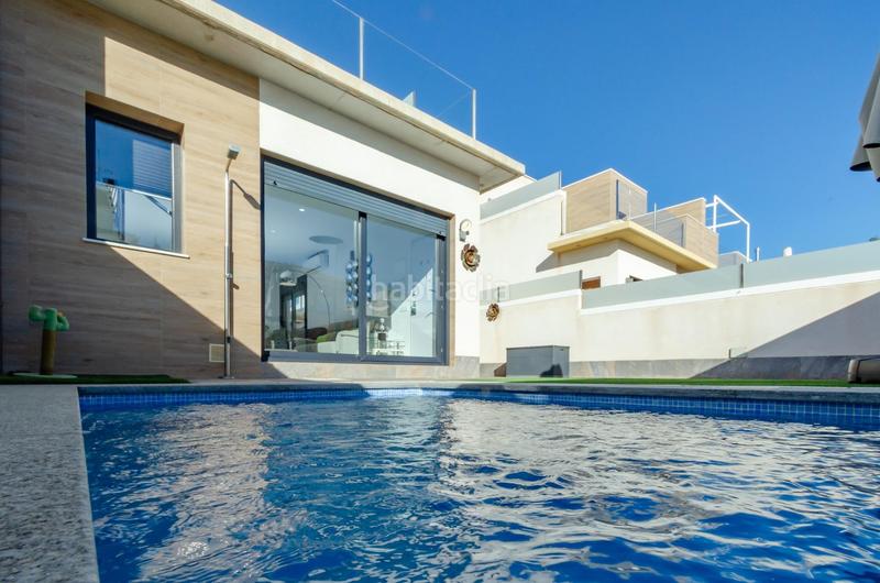 Foto 6b5faab9-6dd2-4121-afce-201988ab55fc. Xalet a calle pegaso 62 a Pilar de la Horadada ciudad Pilar de la Horadada