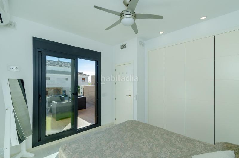 Foto 83e376f3-476d-4842-a8b5-28b0a4db87c5. Xalet a calle pegaso 62 a Pilar de la Horadada ciudad Pilar de la Horadada