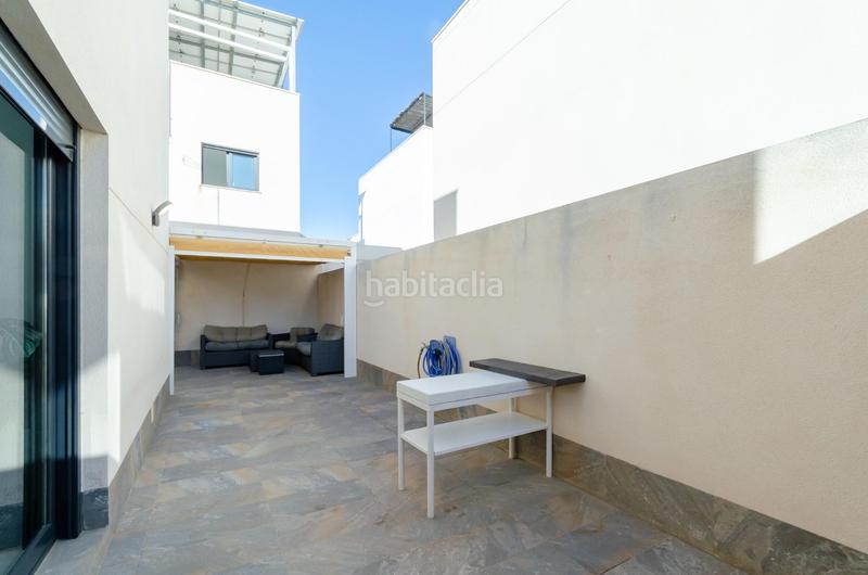 Foto ac1e1a7d-7c94-4990-a9f4-72f9b6084174. Xalet a calle pegaso 62 a Pilar de la Horadada ciudad Pilar de la Horadada