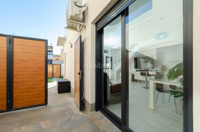 Foto be50ff66-4eee-4a47-babe-1ad2fc862f2a. Xalet a calle pegaso 62 a Pilar de la Horadada ciudad Pilar de la Horadada