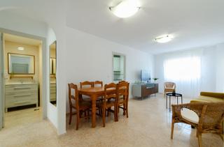 Pis  Calle ro tormes. Oportunidad nica en playa honda!