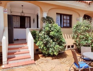 Casa en Calle de la Vía Principal 9