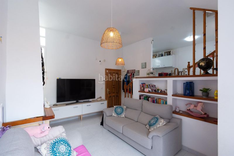 Foto c68345bd-6187-4d68-b8fc-b39e1da6a515. Casa a calle ribalta 47 a Islas Menores-Mar de Cristal Cartagena