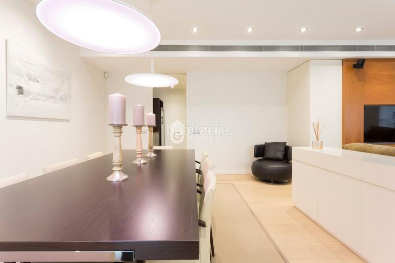 Foto 1df42c83-f7e9-4f13-8d85-8338ffacd621. Apartament amb calefacció a Eixample Nord Girona