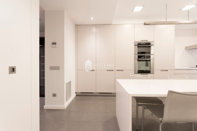 Foto 2981f3b0-21bf-4e6d-938b-71033abb3af9. Apartament amb calefacció a Eixample Nord Girona