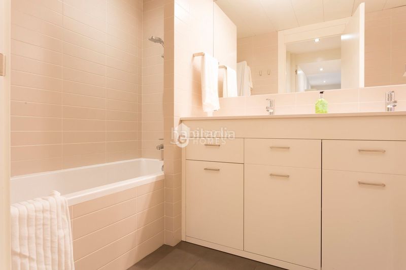 Foto 645373b5-0ad4-4d28-9647-20d5fc43cc67. Apartament amb calefacció a Eixample Nord Girona