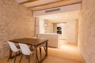 Lloguer Pis a Centre-Barri Vell. Apartamento de 1 habitación reformado con encanto histórico y co