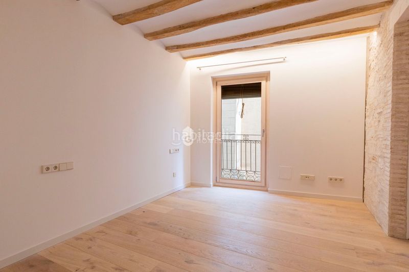 Foto cc442f8e-64f6-40e7-83dc-191757b48957. Location appartement avec chauffage dans Centre-Barri Vell Girona
