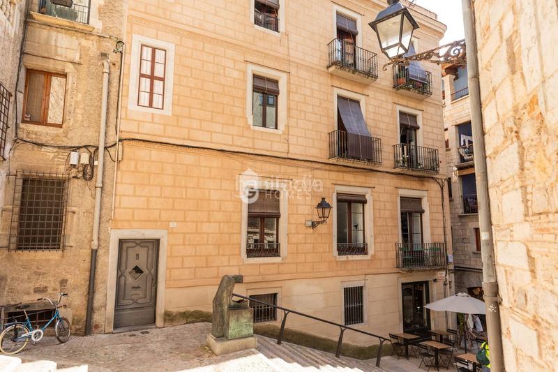 Foto 0e4f4022-57d5-4dc9-b73e-86509f49cb62. Lloguer apartament amb calefacció a Centre-Barri Vell Girona