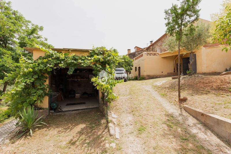 Foto b1e5322a-11e9-44c1-8dcd-e8d00083694a. Masia a Sant Daniel Girona