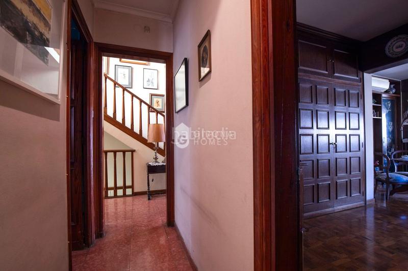 Foto 270383b0-de0d-45c4-abf4-18b569c9a48b. Casa encantadora casa con jardín en las pedreres, en Girona