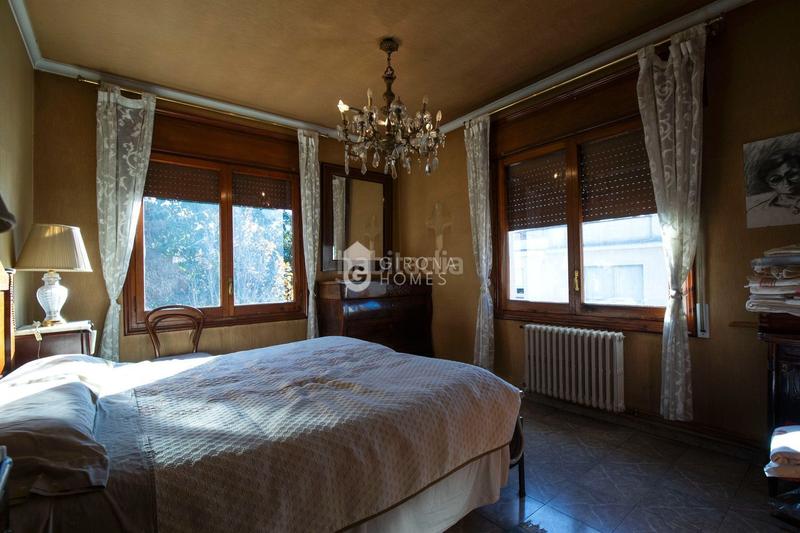 Foto 320e51af-4282-4d89-b6e6-cbc47948c345. Casa encantadora casa con jardín en las pedreres, en Girona