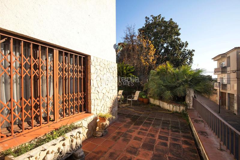 Foto 979362c5-6ef5-4243-8a88-217deac15f27. Casa encantadora casa con jardín en las pedreres, en Girona