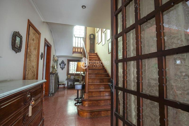 Foto a4cf66e3-c49c-4105-ad48-720340ddf579. Casa encantadora casa con jardín en las pedreres, en Girona