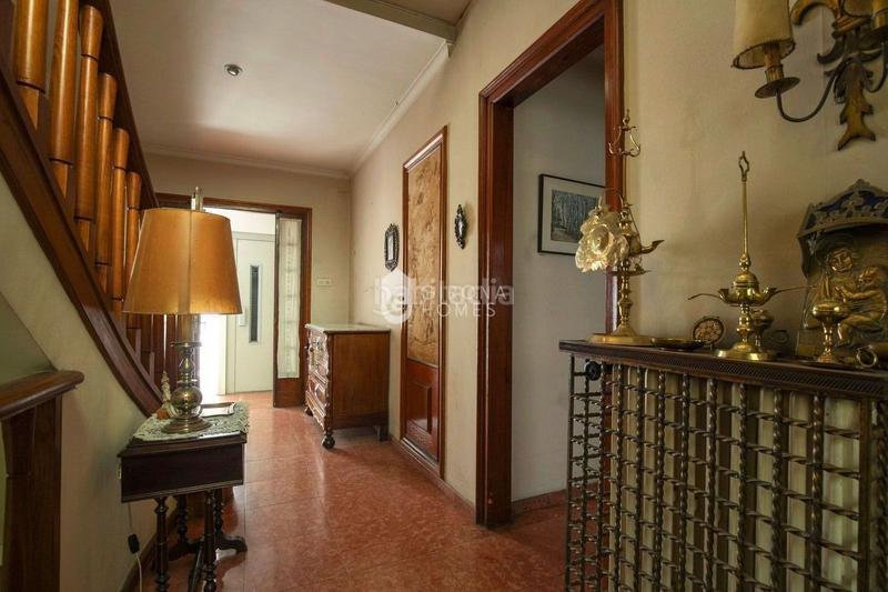 Foto ab143d50-4aab-4eb0-9ce4-3ec6cd208c4c. Casa encantadora casa con jardín en las pedreres, en Girona