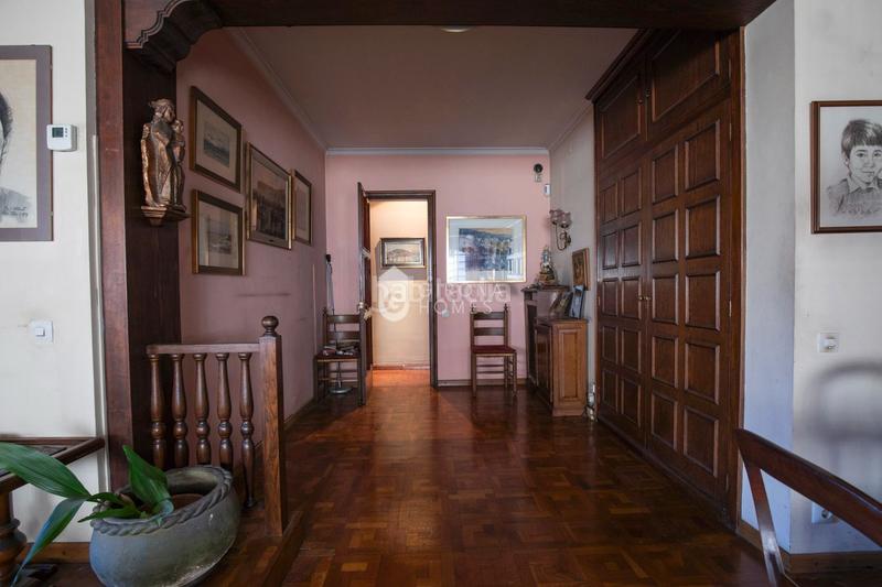 Foto be1c3165-3a4a-4108-9c29-a7acc47eefd7. Casa encantadora casa con jardín en las pedreres, en Girona