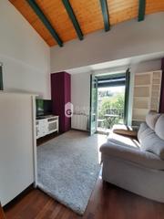 Miete Dachwohnung in Centre-Barri Vell. Dúplex amueblado con estilo y gran luminosidad en la plaza de sa