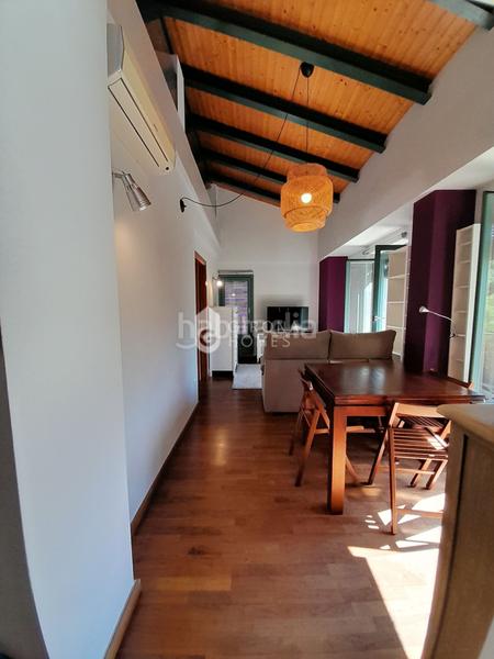 Foto 366b3cc3-c805-4754-ad89-25f47a7c38c7. Rent penthouse with heating in Centre-Barri Vell Girona