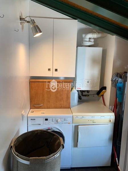 Foto 5e76160a-3ac9-4167-bdb4-65721a6e5384. Rent penthouse with heating in Centre-Barri Vell Girona