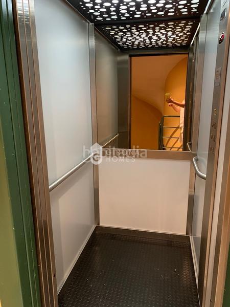 Foto e6904b67-e834-4783-8729-d298fb7a723d. Rent penthouse with heating in Centre-Barri Vell Girona