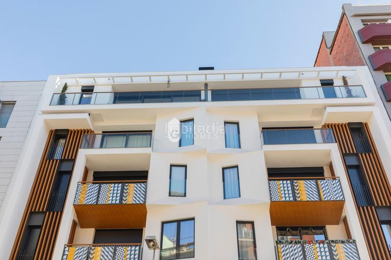 Foto a870bafa-a5fe-41d6-91f6-6539e76606e7. Attico con riscaldamento in Eixample Nord Girona
