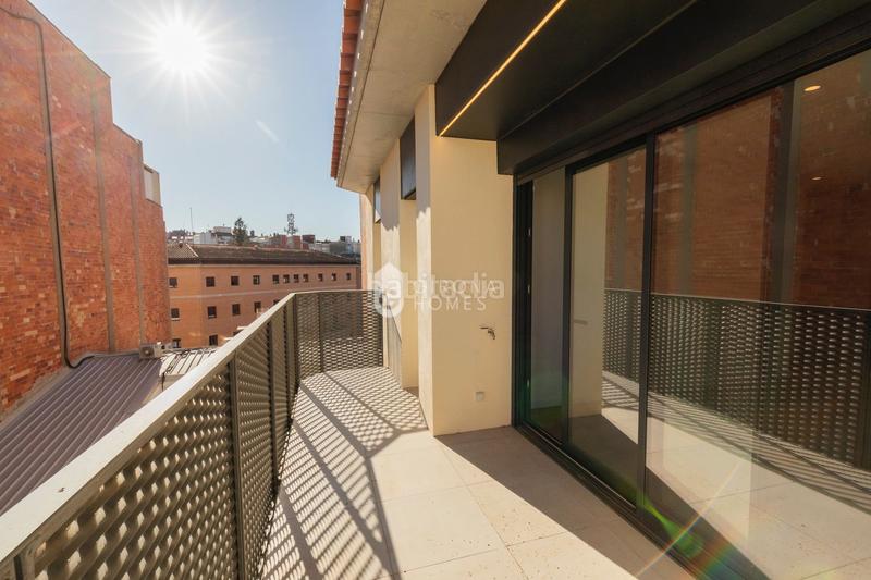 Foto ef3cbc10-bb7b-413d-a5b1-43edb3fa7a55. Attico con riscaldamento in Eixample Nord Girona