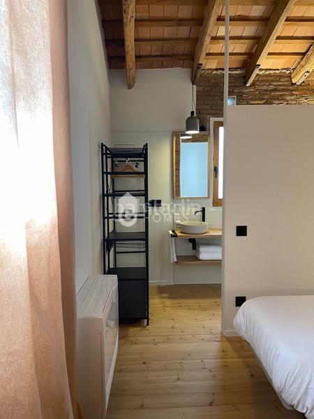 Foto 533525a6-c975-4cc1-864c-8af75c50ce77. Location attique dans Eixample Nord Girona