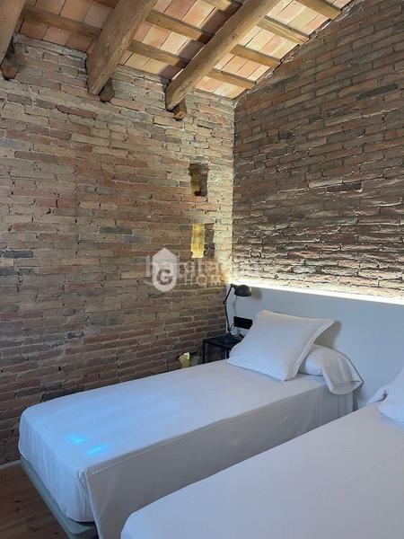 Foto b10b9072-eda7-4373-889f-04d8260bacfb. Location attique dans Eixample Nord Girona