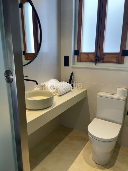 Foto b931bfd7-ccf0-48ba-a097-42546d889a35. Location attique dans Eixample Nord Girona