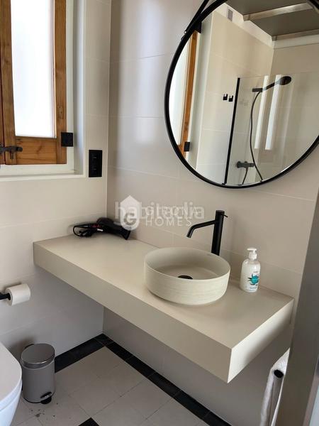 Foto c3c43c2b-c9b0-4fdc-8563-e4fbb36fc51a. Location attique dans Eixample Nord Girona