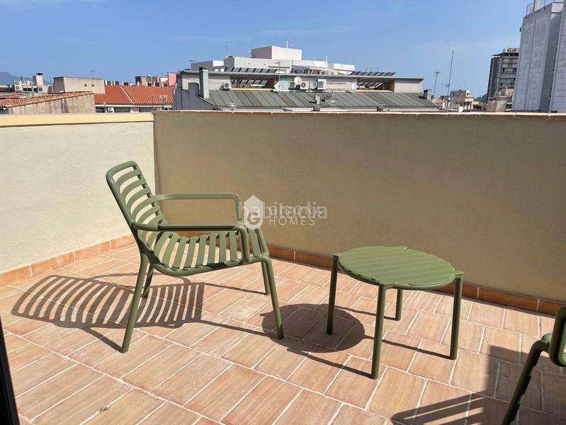 Foto fd099552-4930-408c-bf8d-c2e32e9848d5. Location attique dans Eixample Nord Girona
