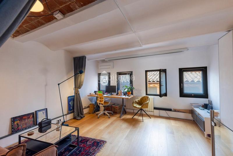 Foto 2d28a9bb-0cd5-4d2c-b949-05fd250ff491. Attico in Centre-Barri Vell Girona