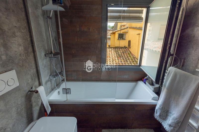 Foto be8cf534-a8a0-49fa-beaa-f63b102a243f. Attico in Centre-Barri Vell Girona