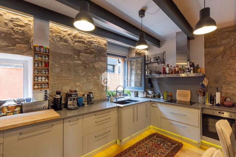 Foto e2fb6621-11c2-45a5-a3ed-d9b1b17d4cab. Attico in Centre-Barri Vell Girona