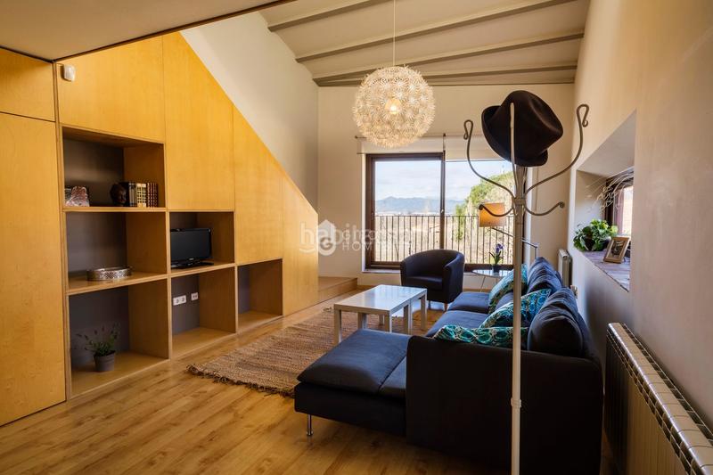 Foto 394c9a44-70df-4c4e-9a4d-91b9c2c01a26. Alquiler casa  muy luminosa con vistas en Centre-Barri Vell Girona